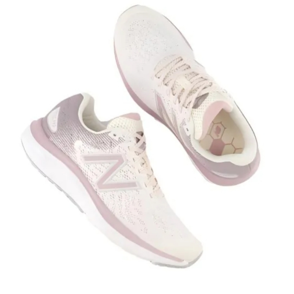 New Balance Fresh Foam 680 Women's Cream and Pink Running Shoes Size 8.5